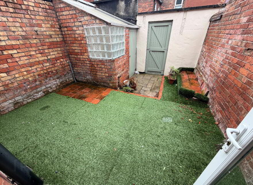 69 Lomond Avenue, Belfast, BT4 3AJ