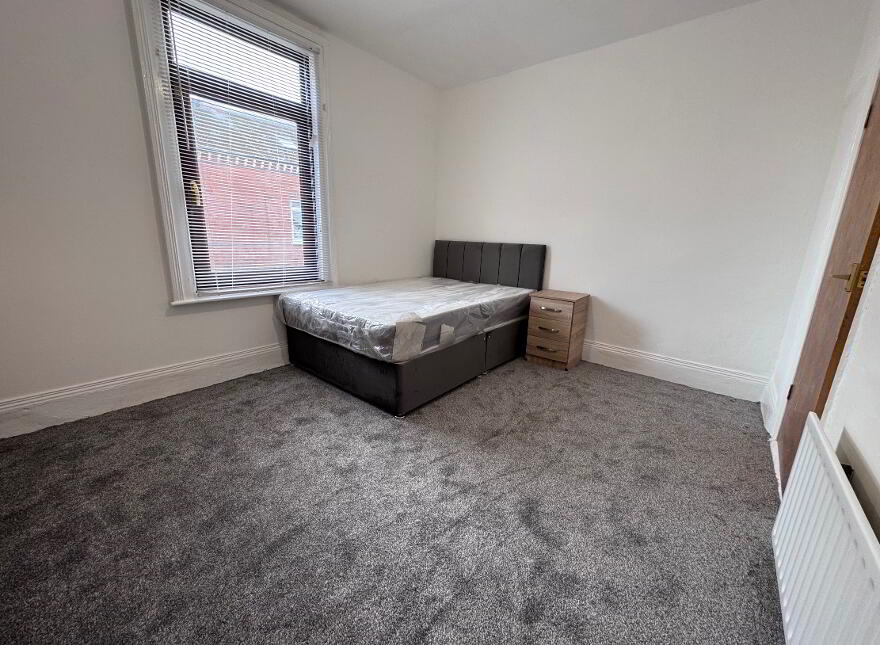 27 Eccles Street, Belfast, BT13 3GS