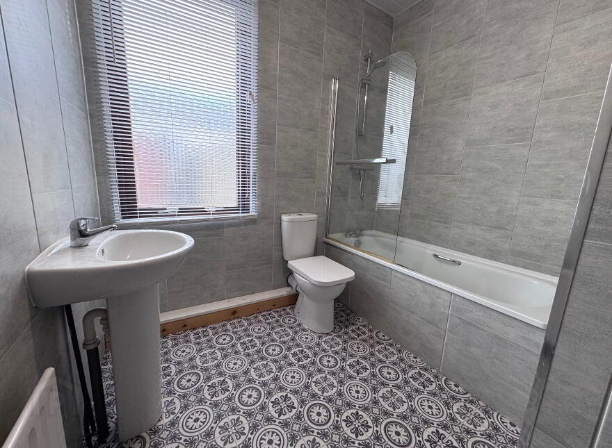 27 Eccles Street, Belfast, BT13 3GS
