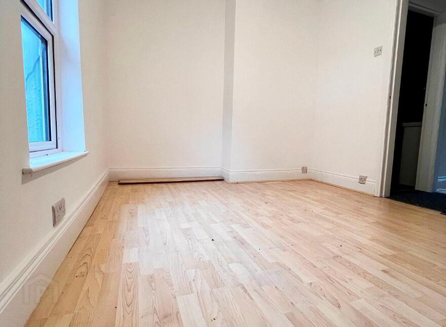 26 Bank Road, Larne, BT40 3AN