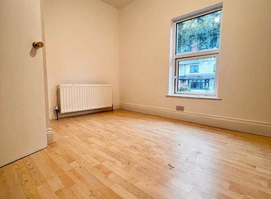 26 Bank Road, Larne, BT40 3AN