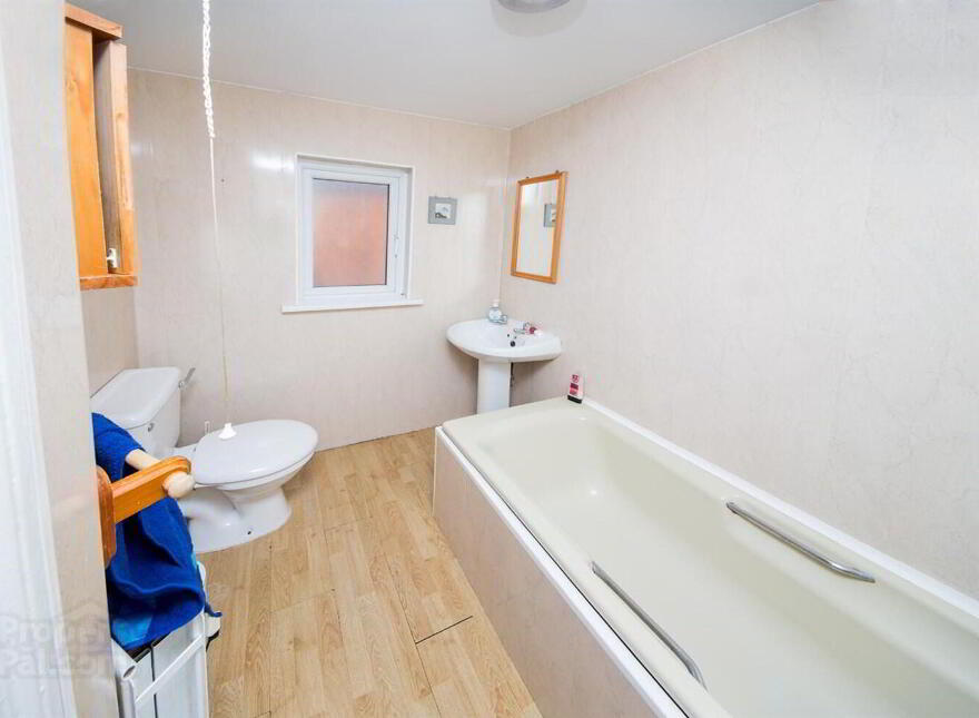 Room 3, 4 Candahar Street, Belfast, BT7 3AQ