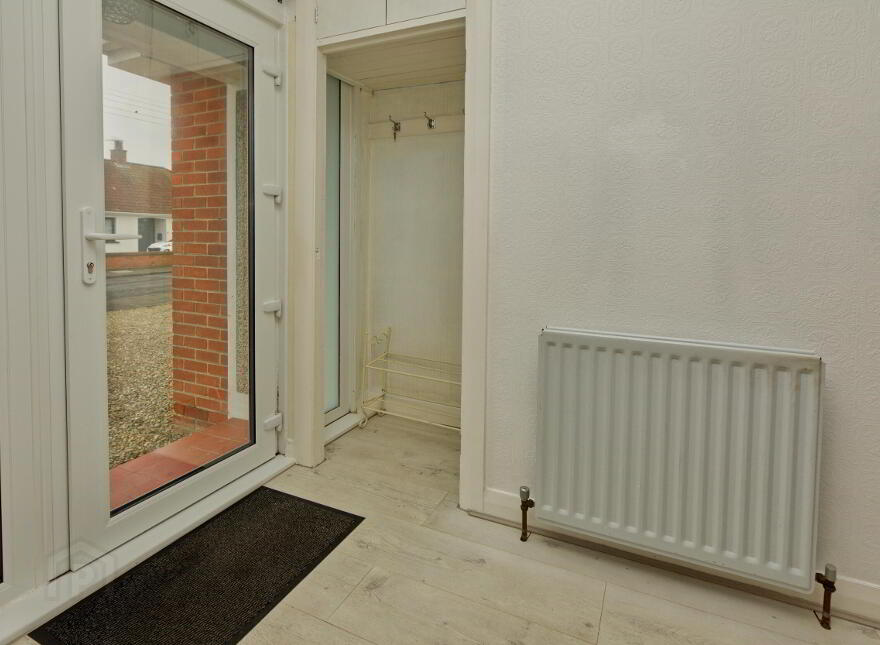 2 Glenariff Park, Bangor, BT20 4UY