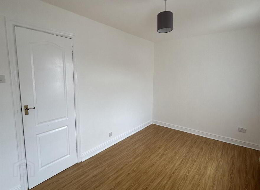 4 Norglen Parade, Belfast, BT11 8DN
