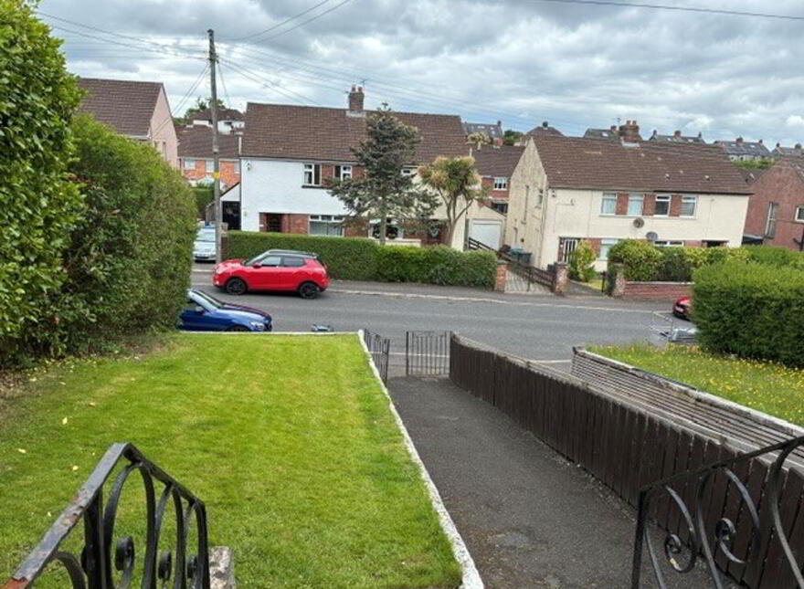 17 Abbey Mount, Bangor, BT20 4DB