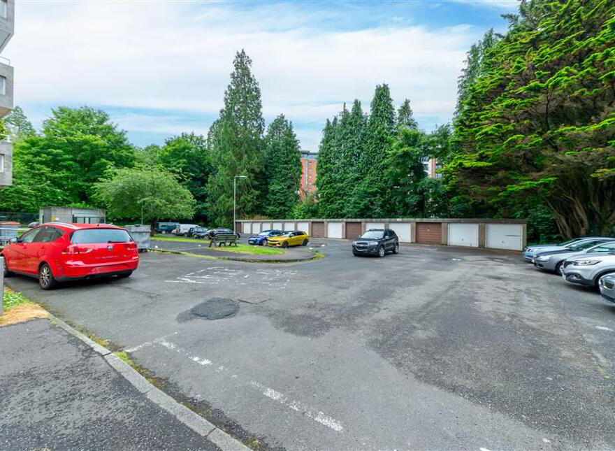 Parkdale House, Dunmurry, Belfast, BT17 9DA