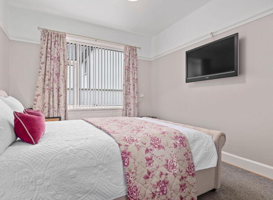 95 Coleraine Road, Portrush, BT56 8HN