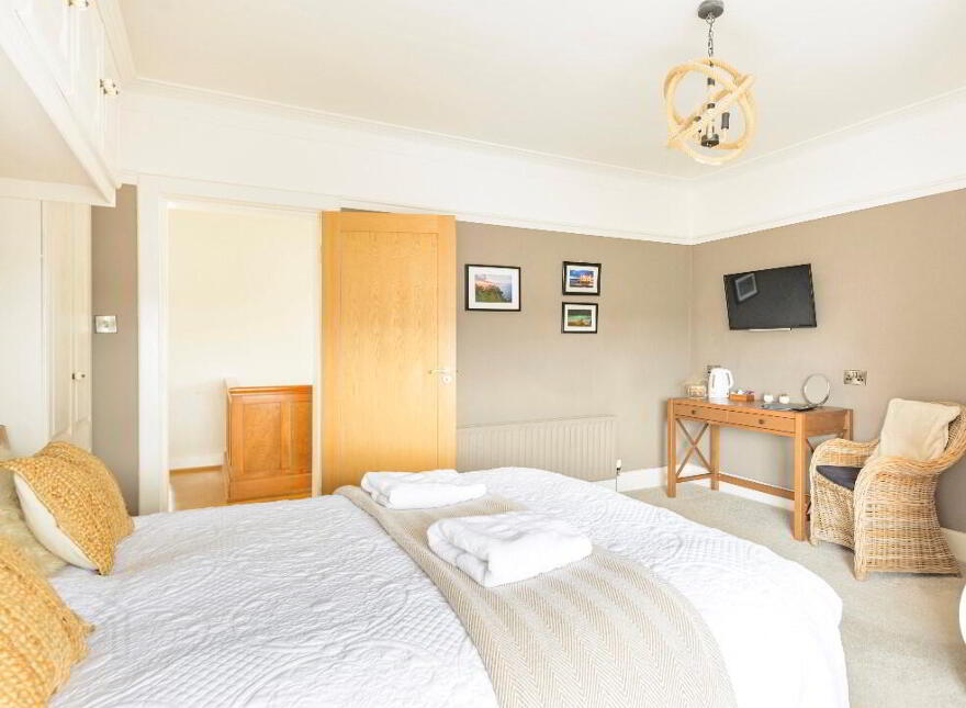 95 Coleraine Road, Portrush, BT56 8HN