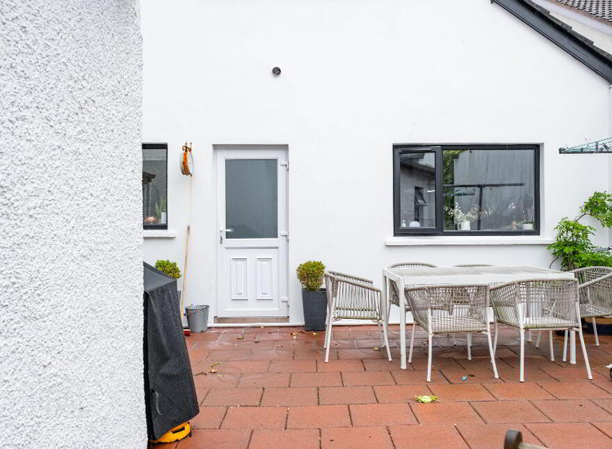 95 Coleraine Road, Portrush, BT56 8HN