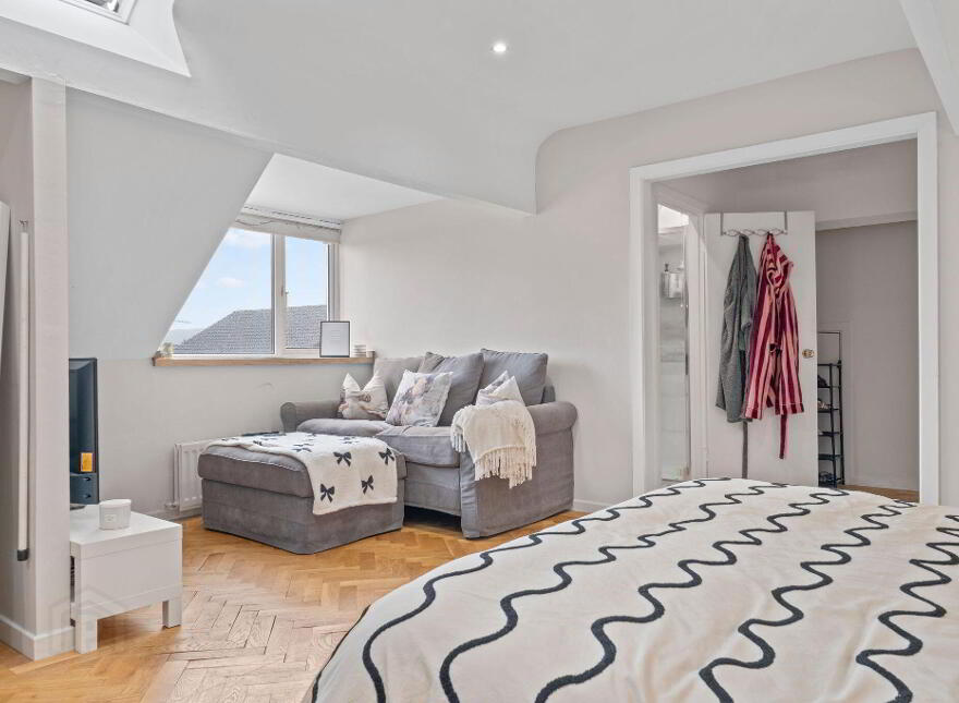 95 Coleraine Road, Portrush, BT56 8HN