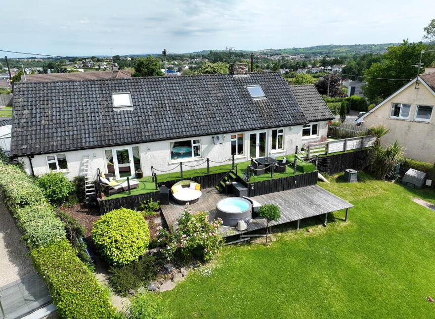 11 Crest Road, Enniskillen, BT74 6JJ
