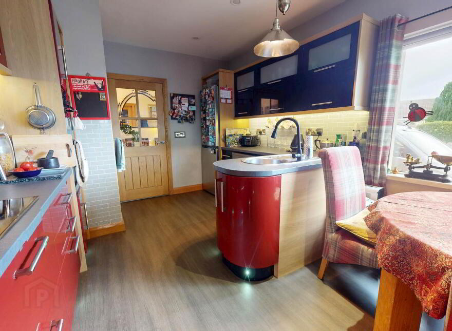 11 Crest Road, Enniskillen, BT74 6JJ