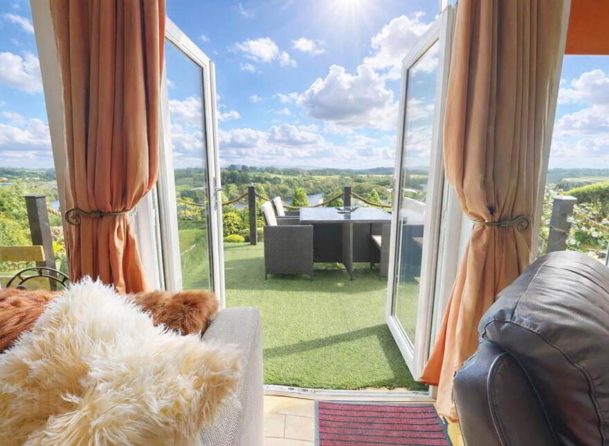 11 Crest Road, Enniskillen, BT74 6JJ