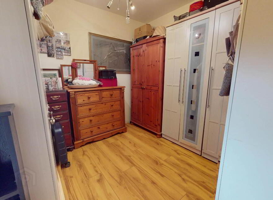 11 Crest Road, Enniskillen, BT74 6JJ