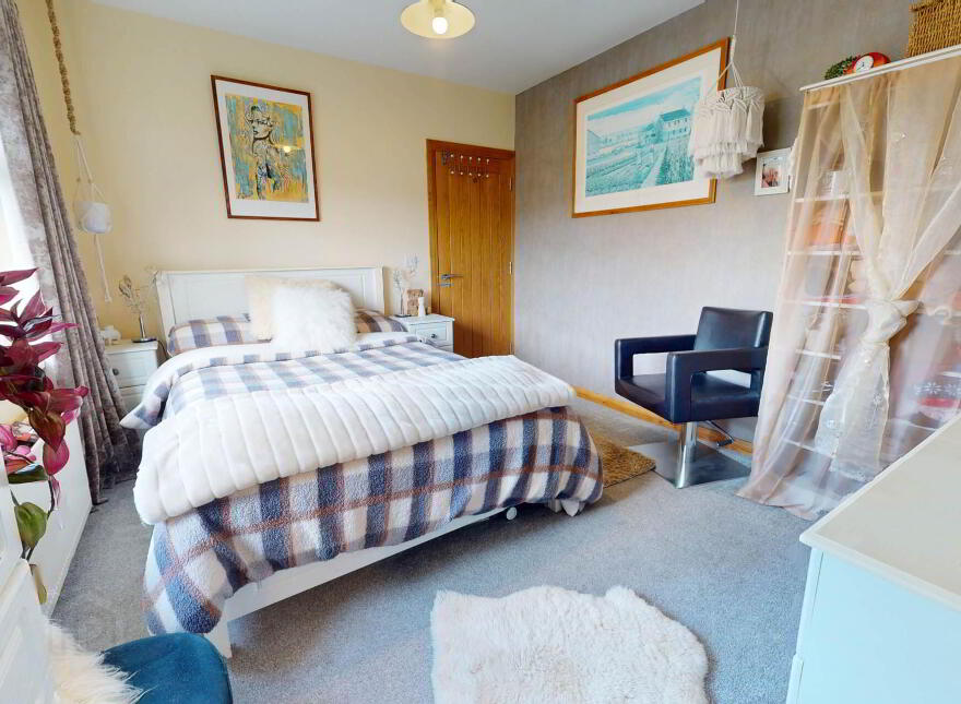11 Crest Road, Enniskillen, BT74 6JJ