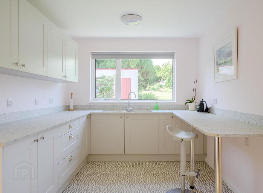 76 Ballymoney Road, Holywood, BT18 0JJ