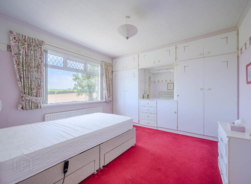 76 Ballymoney Road, Holywood, BT18 0JJ