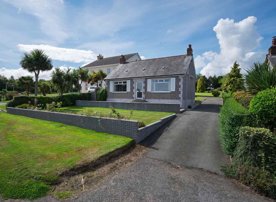 76 Ballymoney Road, Holywood, BT18 0JJ