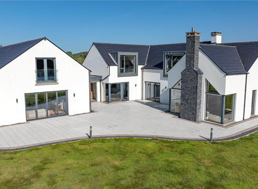 50 Donaghaguy Road, Warrenpoint, Newry, BT34 3PR