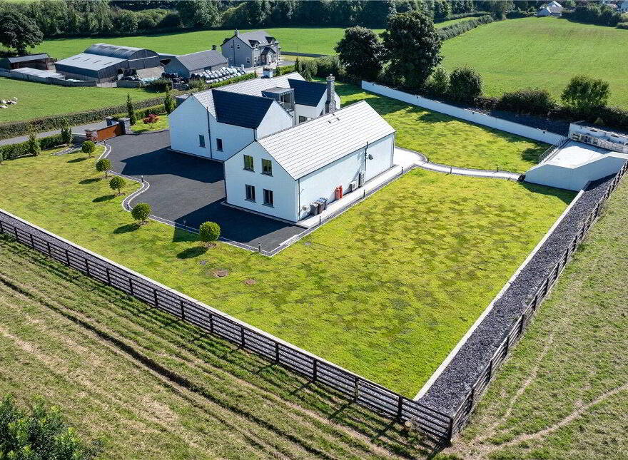 50 Donaghaguy Road, Warrenpoint, Newry, BT34 3PR