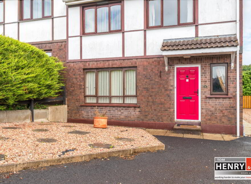 16 Kalendra Court, Bush Road, Dungannon, BT71 6EB