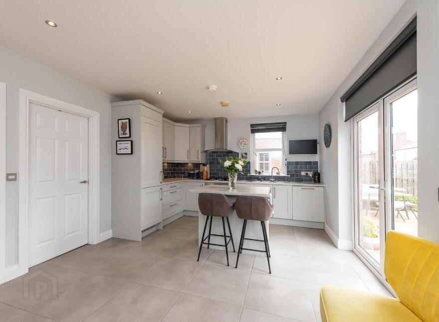 31 Hartley Hall Green, Greenisland, Carrickfergus, BT38 8FU