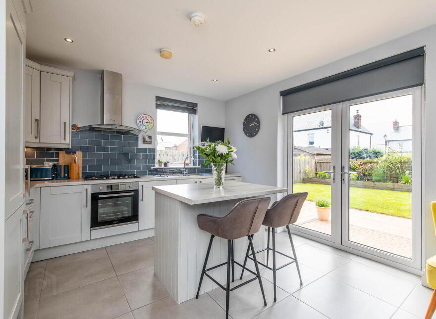 31 Hartley Hall Green, Greenisland, Carrickfergus, BT38 8FU
