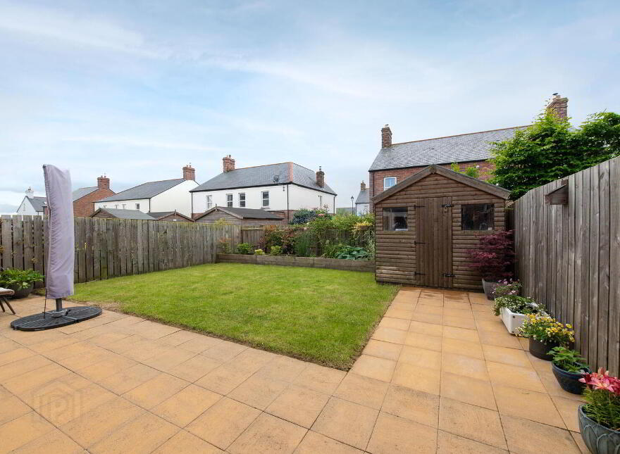 31 Hartley Hall Green, Greenisland, Carrickfergus, BT38 8FU