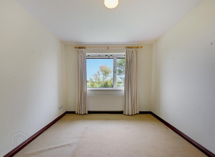 37 High Bangor Road, Donaghadee, BT21 0PB