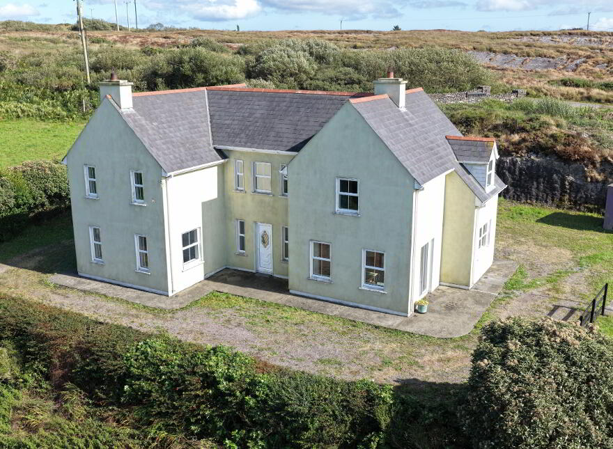 Arderawinny, Schull, P81PC82