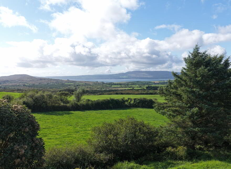Arderawinny, Schull, P81PC82