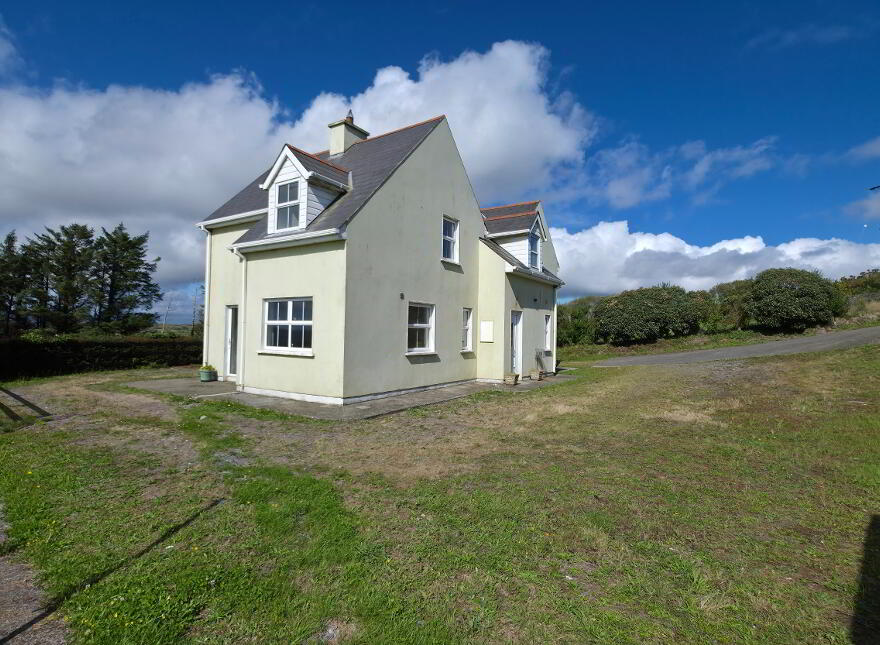 Arderawinny, Schull, P81PC82