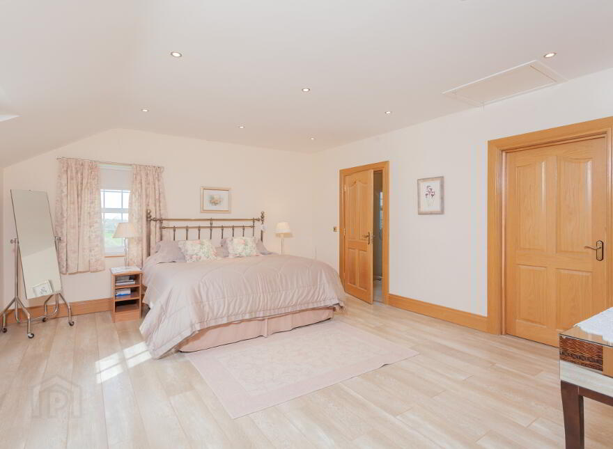 44 Ballyworfy Road, Hillsborough, BT26 6LR