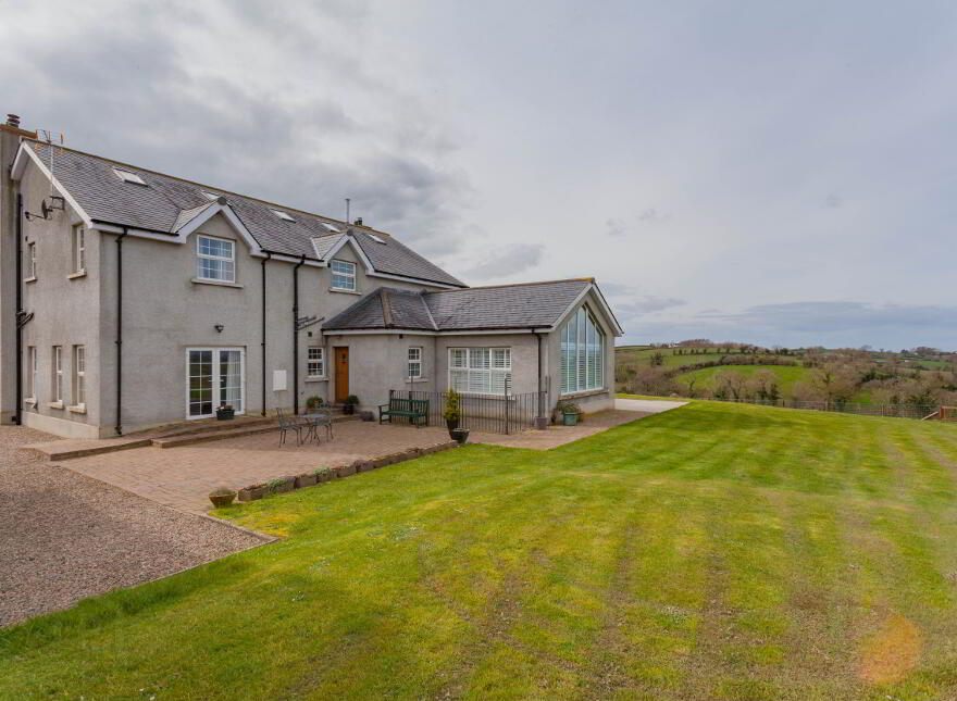 44 Ballyworfy Road, Hillsborough, BT26 6LR