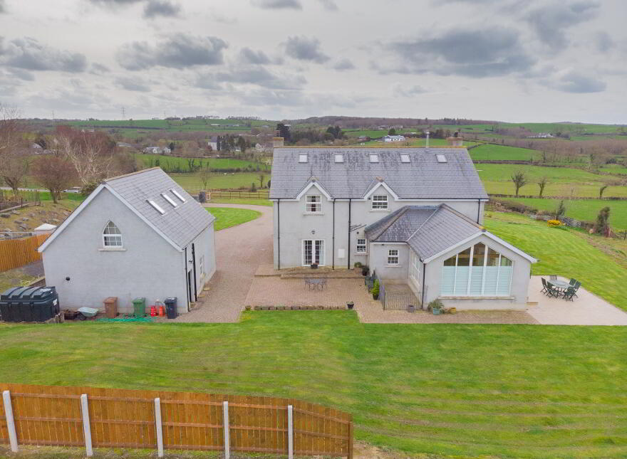 44 Ballyworfy Road, Hillsborough, BT26 6LR