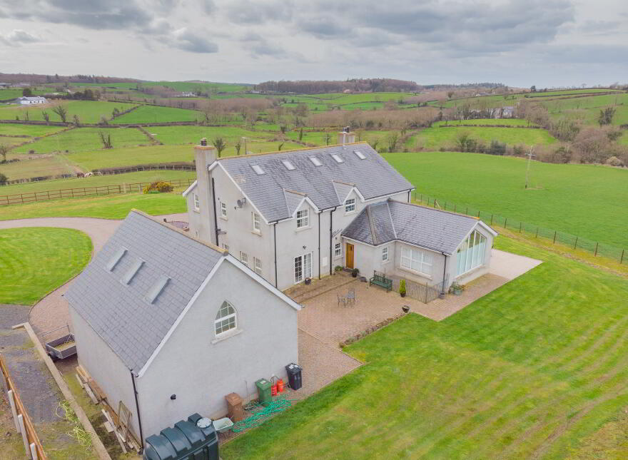 44 Ballyworfy Road, Hillsborough, BT26 6LR