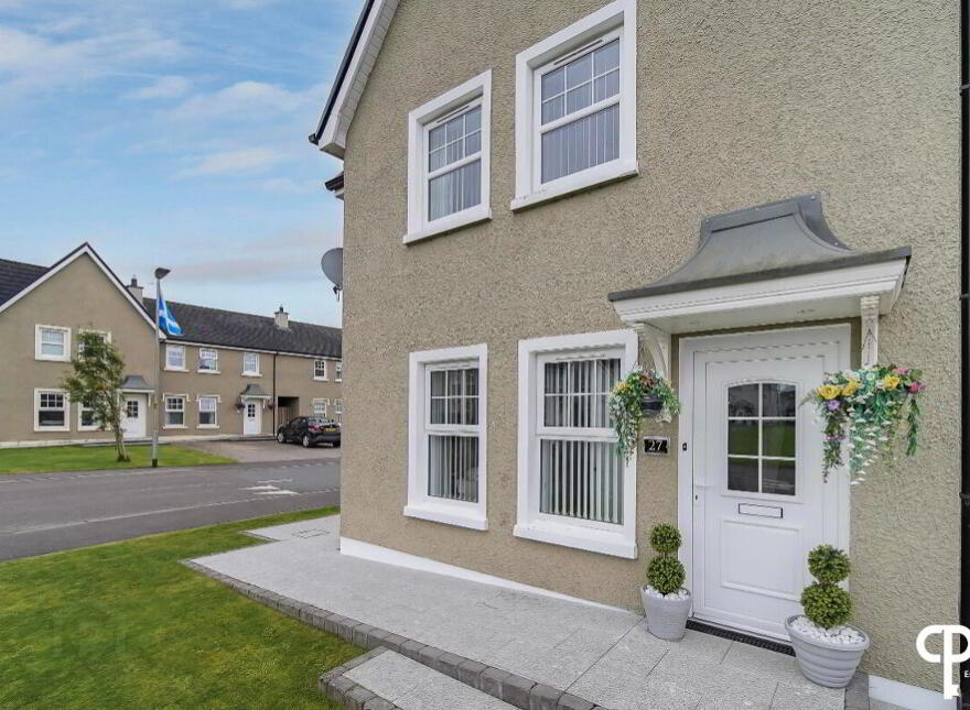 27 Victoria Meadows, Magheramason, Londonderry, BT47 2TX