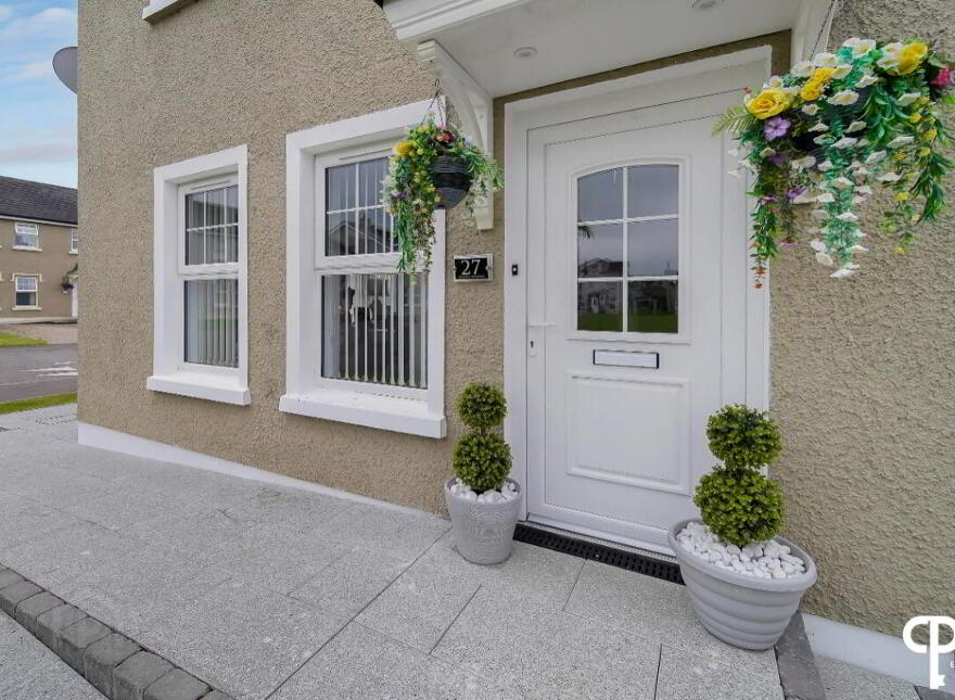 27 Victoria Meadows, Magheramason, Londonderry, BT47 2TX