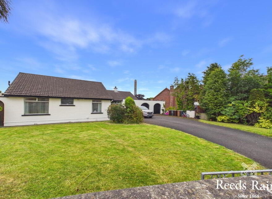 8 Craigowen Road, Carrickfergus, BT38 7NE