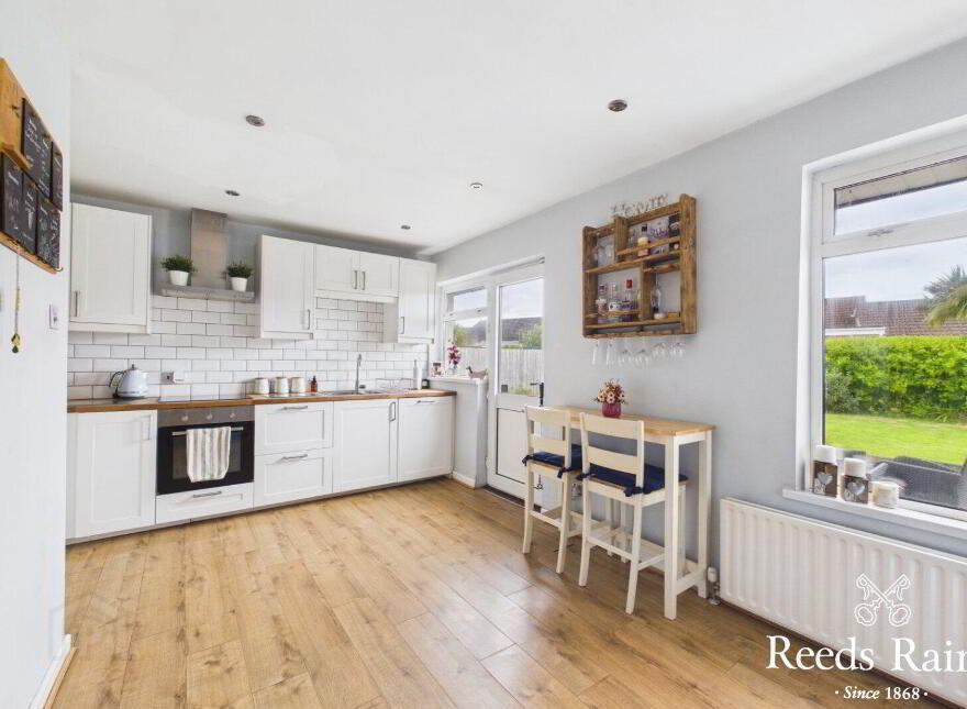 8 Craigowen Road, Carrickfergus, BT38 7NE