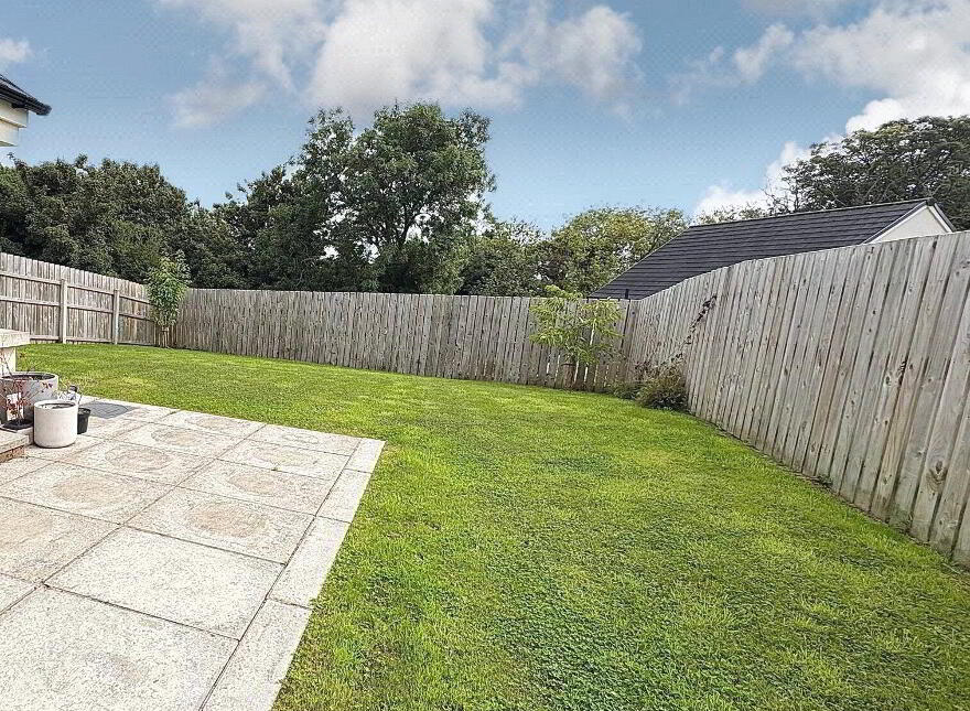 35 Hillcrest Green, Bessbrook, Newry, BT35