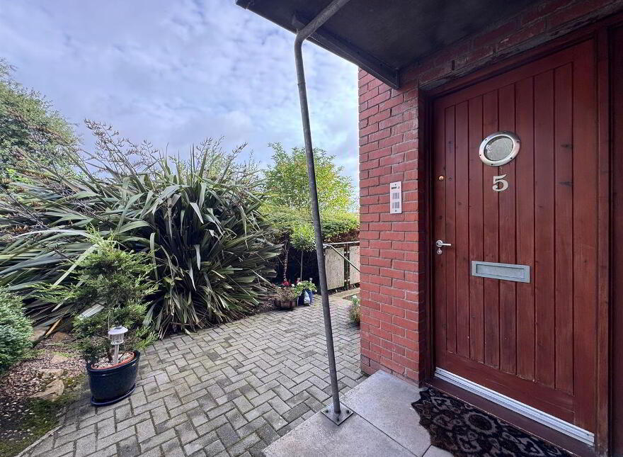 5 Bellevue Manor, Antrim Road, Newtownabbey, BT36 7SQ