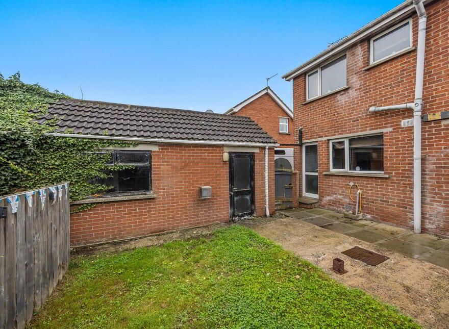 28 Dermott Gardens, Comber, BT23 5LH