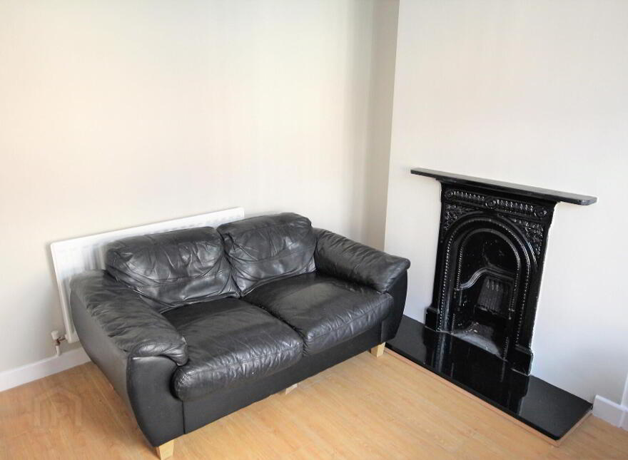 12 Columbia Street, Belfast, BT13 3HL