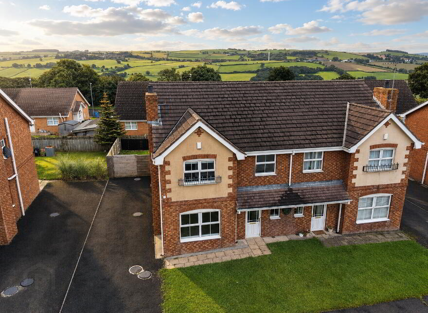 6 Summer Meadows View, Crescent Link, L’derry, BT47 6SH