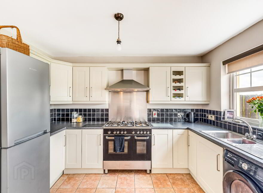 44 Cathedral Park, Downpatrick, BT30 6GF