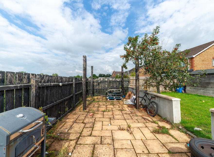 44 Cathedral Park, Downpatrick, BT30 6GF