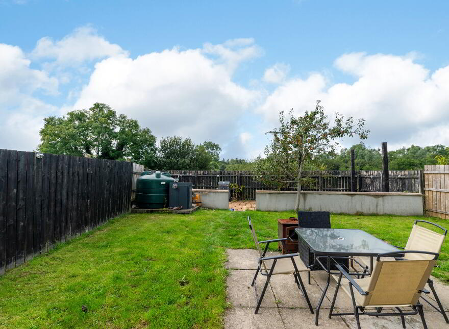 44 Cathedral Park, Downpatrick, BT30 6GF