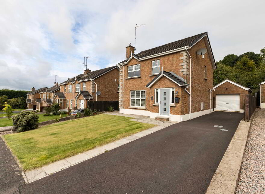 9 Monree Hill, Donaghcloney, BT66 7GY