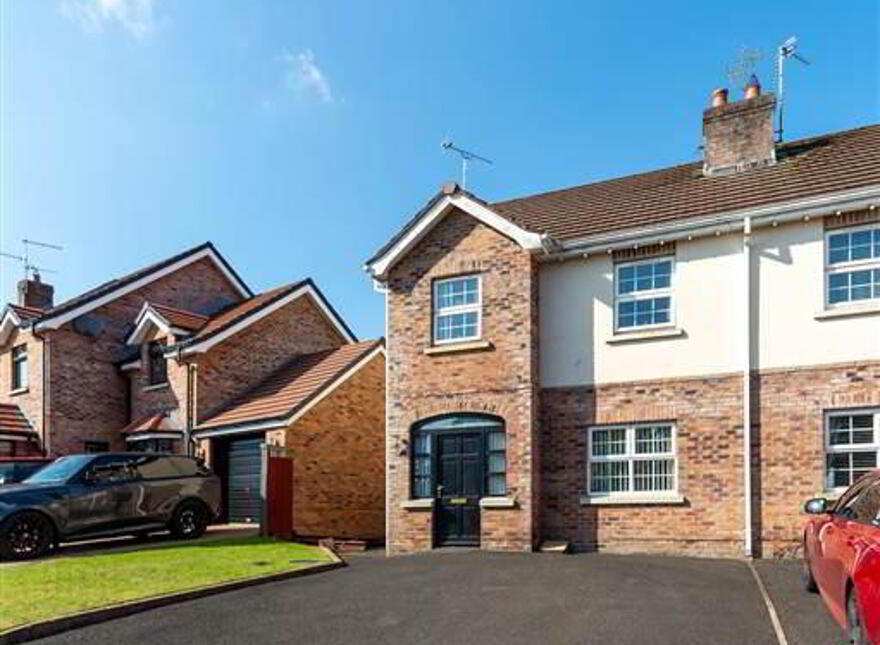 10 Mount Eagles Link, Stewartstown Road, Belfast, BT17 0FY